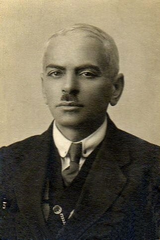 Николай Иванович Берлинг (1882 - 1964) - российский геолог и гидрогеолог, член Императорского Географического общества